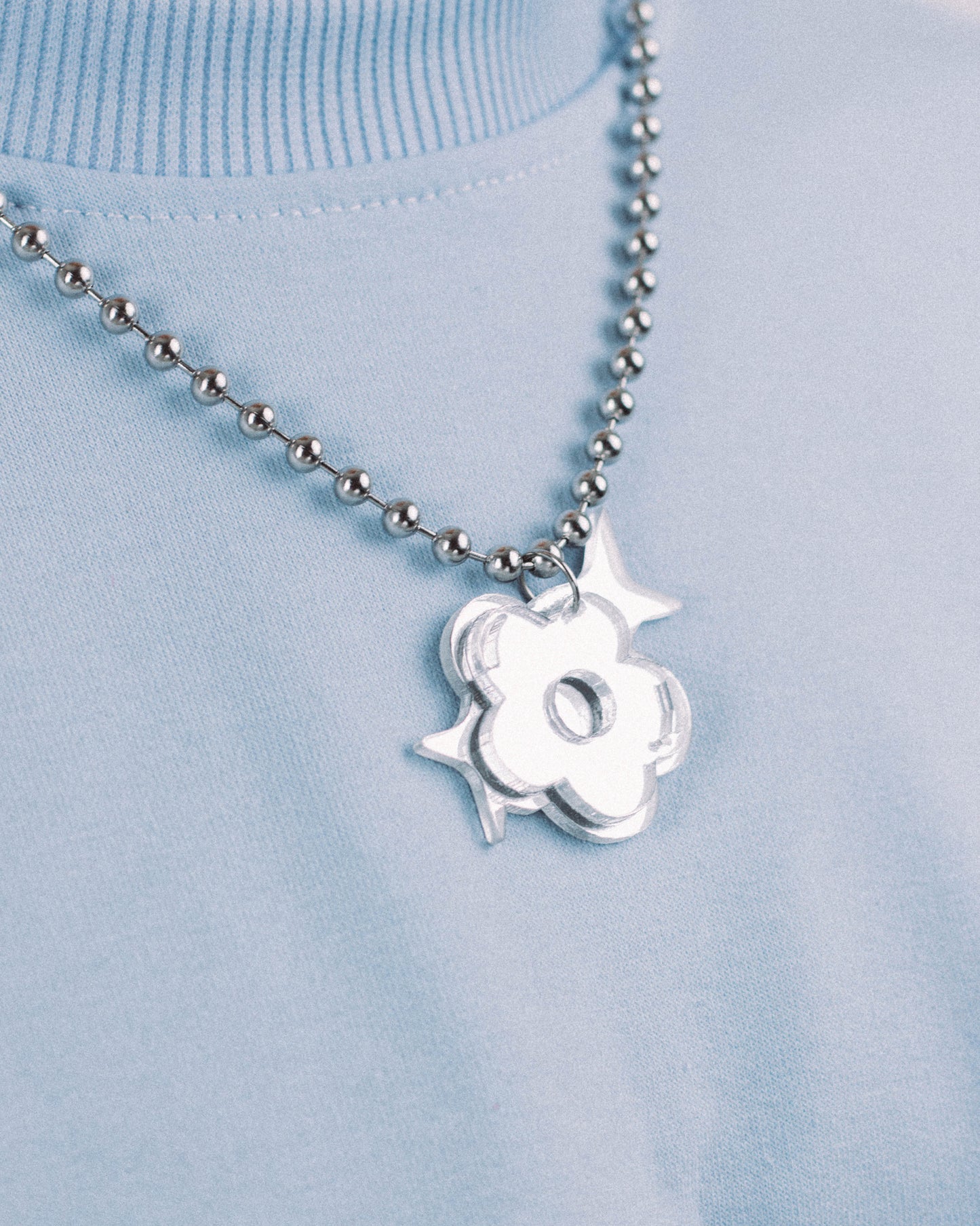 Cadena Silver Flower